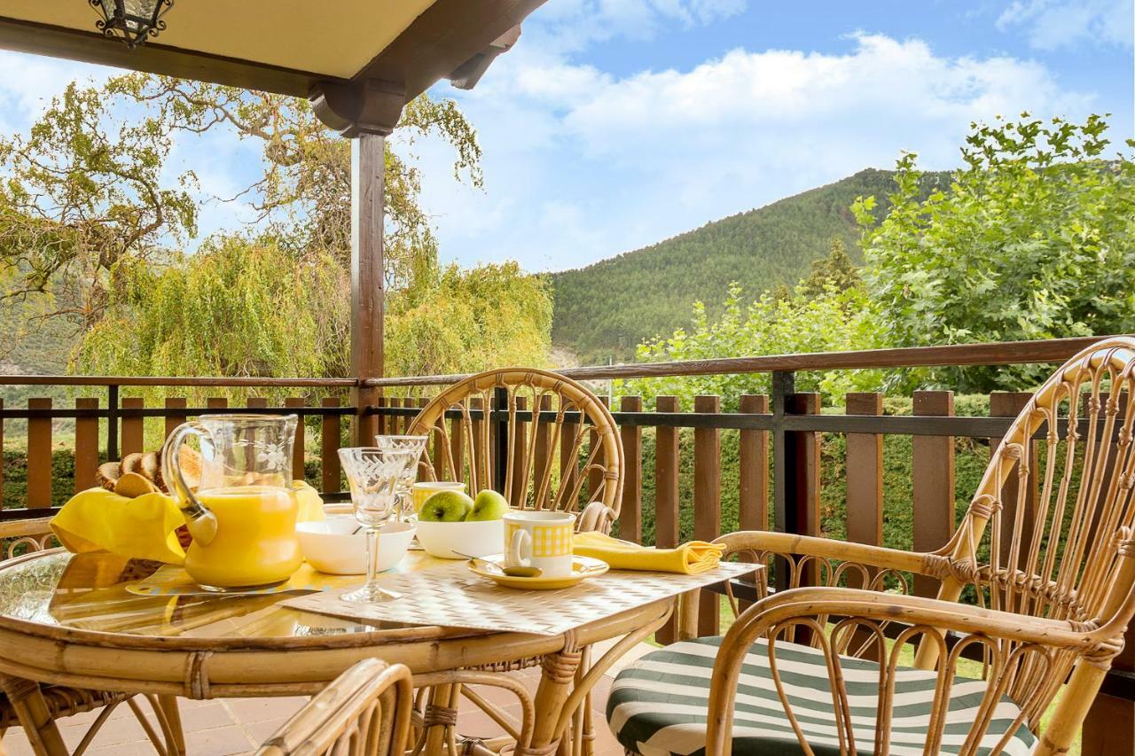 Vivienda Rural Casa Javier Lacunza Aoiz Bagian luar foto