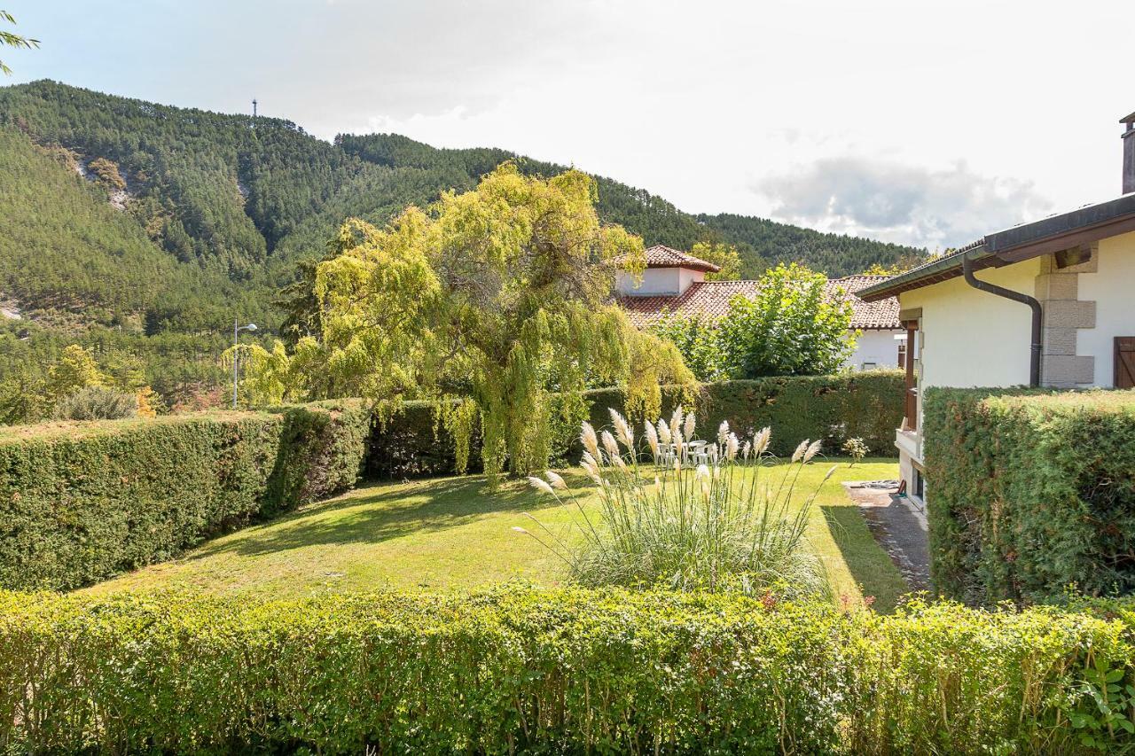 Vivienda Rural Casa Javier Lacunza Aoiz Bagian luar foto